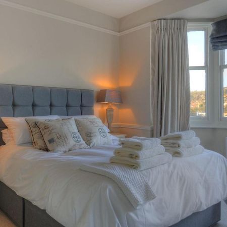2 Hadleigh Villas Лайм Риджис Екстериор снимка