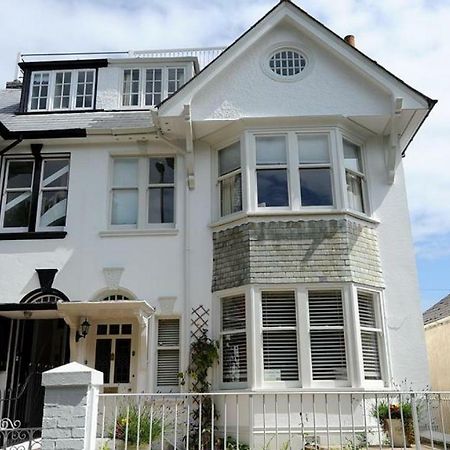 2 Hadleigh Villas Лайм Риджис Екстериор снимка