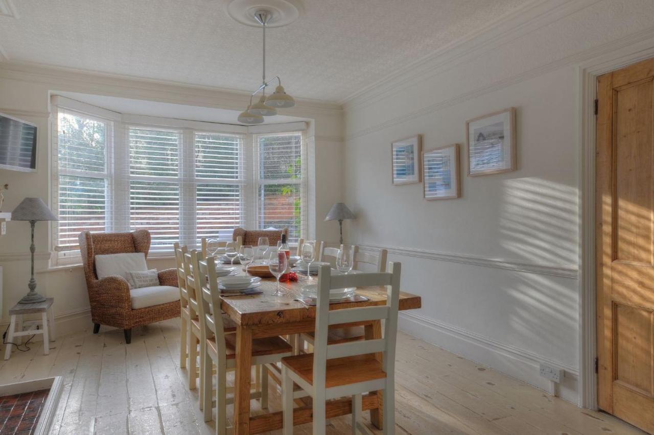 2 Hadleigh Villas Лайм Риджис Екстериор снимка