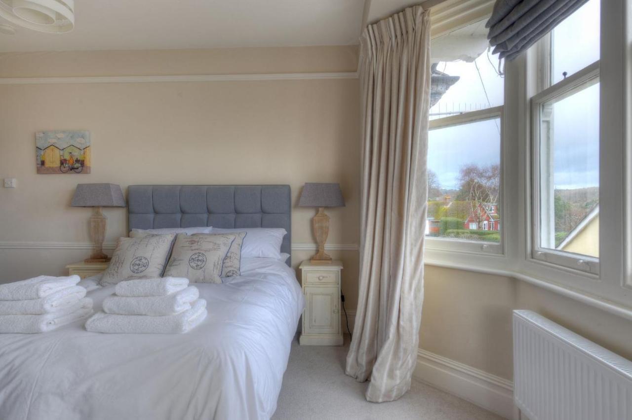 2 Hadleigh Villas Лайм Риджис Екстериор снимка