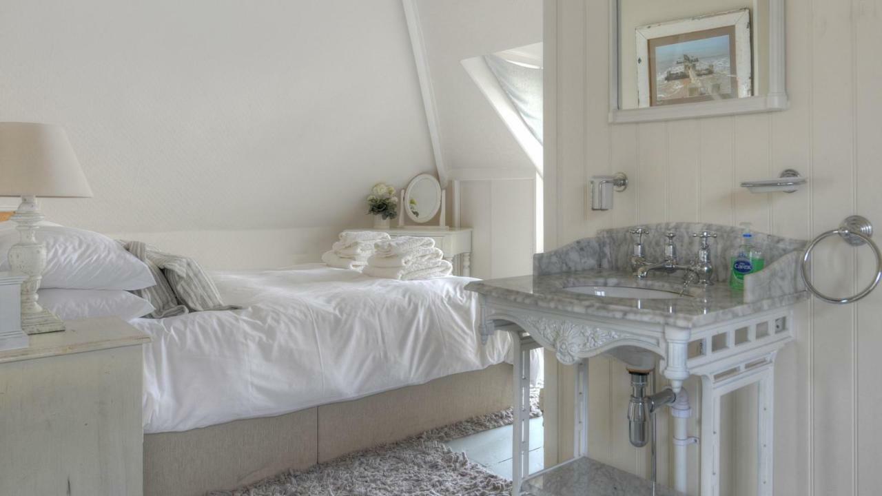 2 Hadleigh Villas Лайм Риджис Екстериор снимка