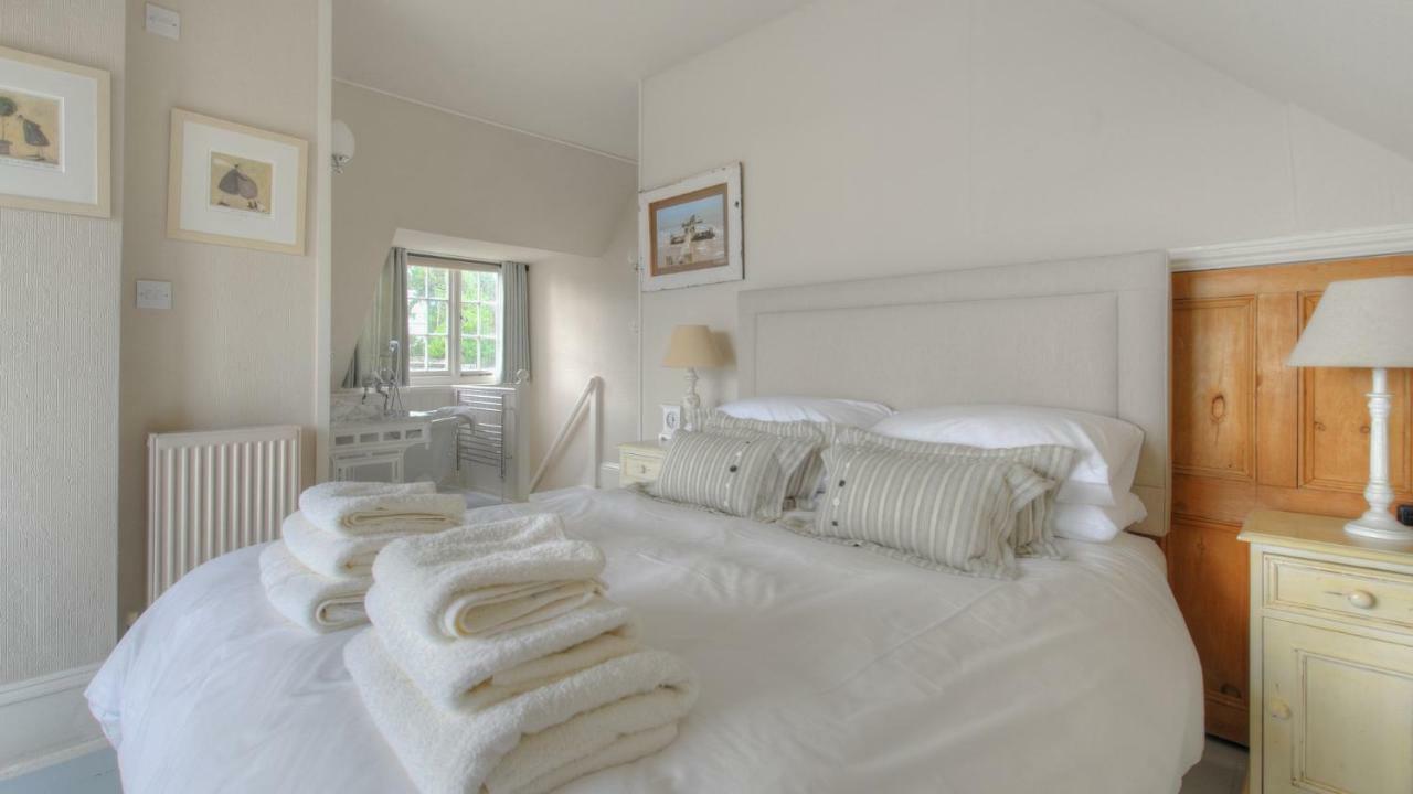 2 Hadleigh Villas Лайм Риджис Екстериор снимка