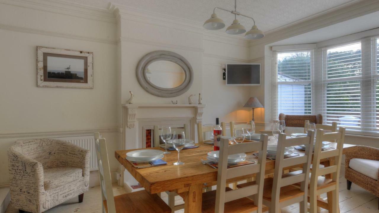 2 Hadleigh Villas Лайм Риджис Екстериор снимка
